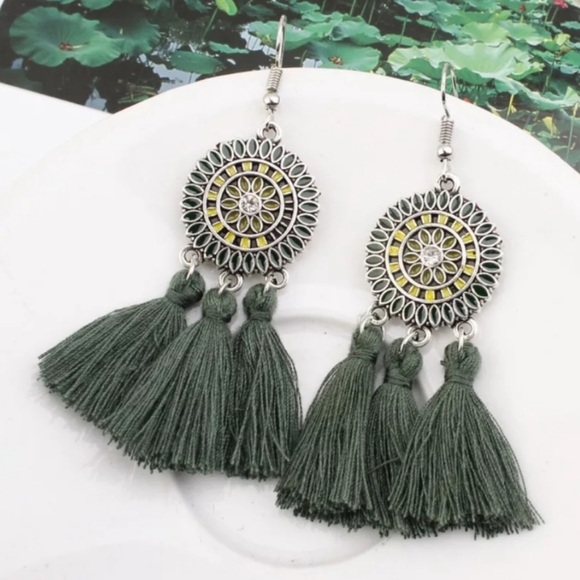 BOUTIQUE Jewelry - Boho Western Tribal Hunter Green Tassel Dangling Earrings